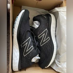 Mens New Balance Fresh Foam size 11